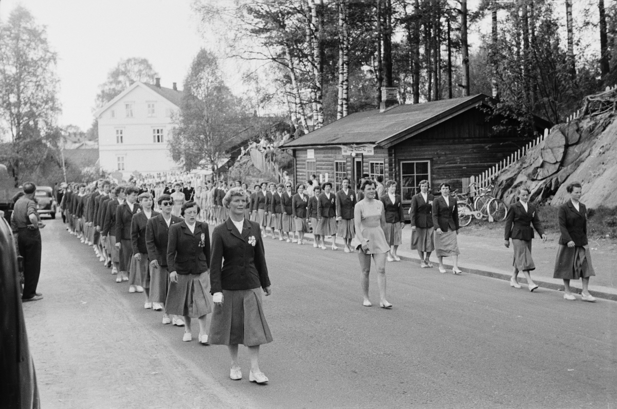 Turnstevne, Elverum.
 Opptog i Leiret.