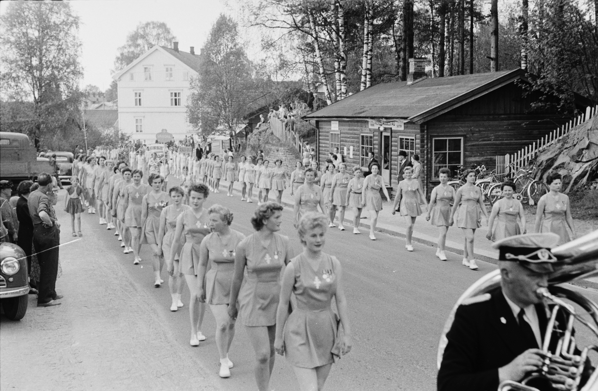 Turnstevne, Elverum.
 Opptog i Leiret.