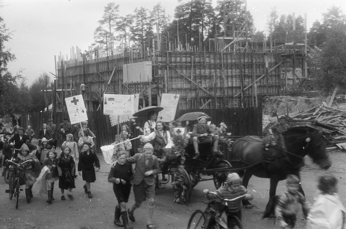 Opptog i Leiret. Elverum. Barnas dag?