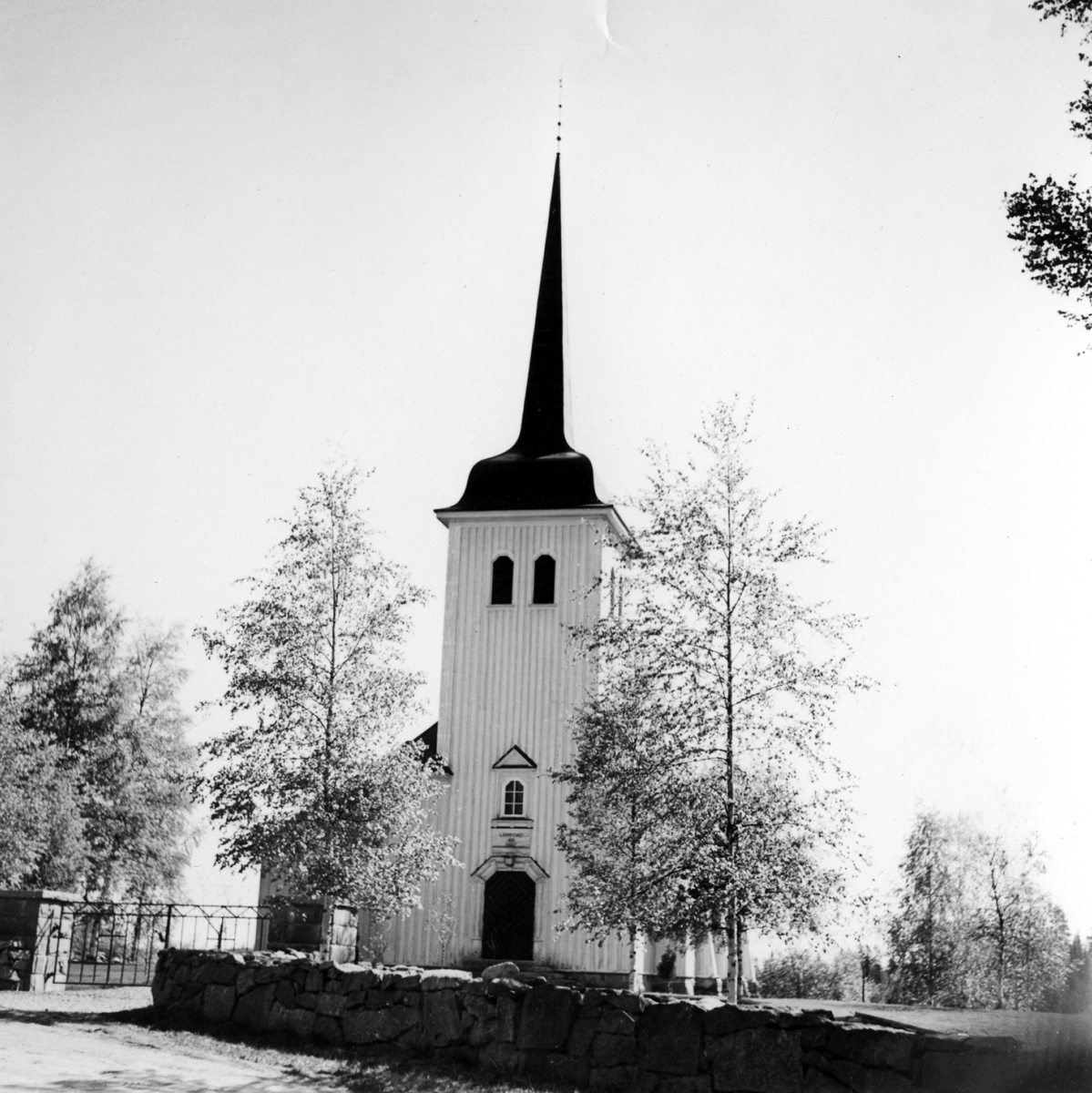 Nyskoga kyrka