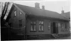 Äpple-Annas hus, Anna Abrahamsson  Frukt, Konfektyrer o Grönsaker,  Kyrkogatan 35  Vänersborg
