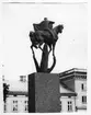 Vänersborg. Länsresidenset. Sankt Martin. Skulptur av Carl Milles