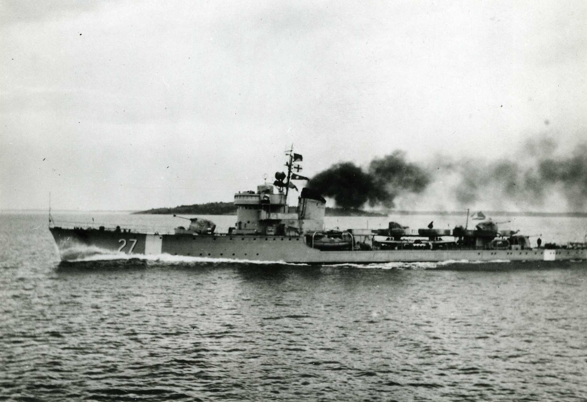 Jagaren Romulus, foto 1942-09-18.