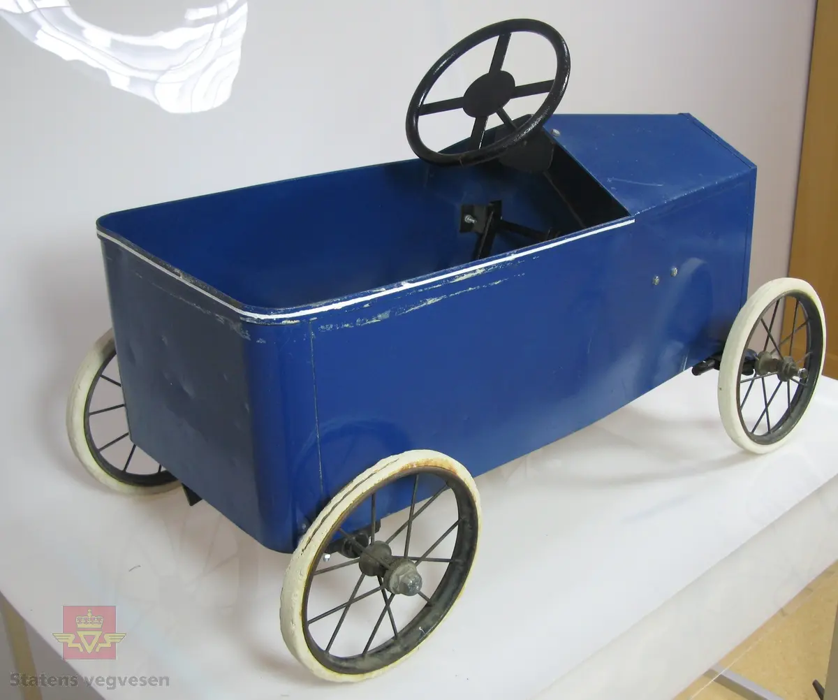 Tråbil -Norsk vegmuseum / DigitaltMuseum