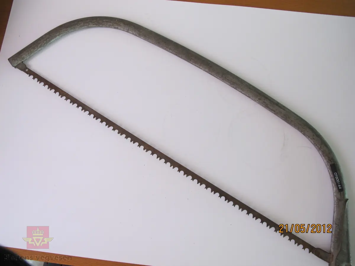 Buesag med fast bue.