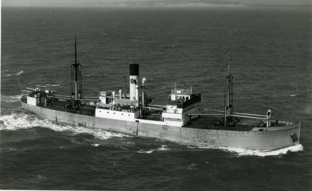 Ägare:/1920-55/: Rederi AB Svenska Lloyd. Hemort: Göteborg.
