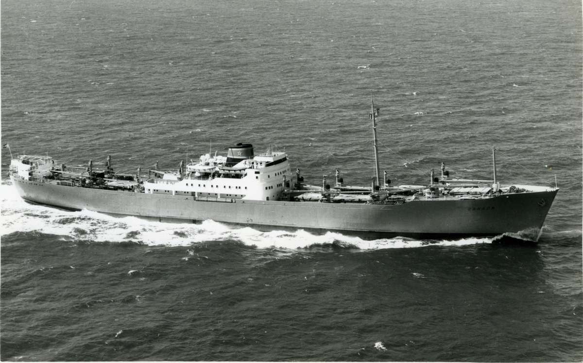 Ägare:/1953-77/: Rederi AB Nordstjernan. Hemort: Stockholm.