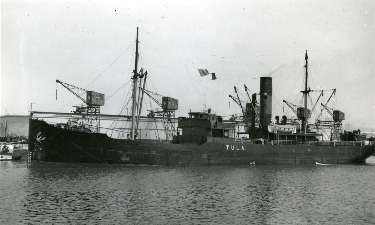 Ägare:/1912-59/: Det Forenede Dampskibsselskab A/S. Hemort: Köpenhamn.