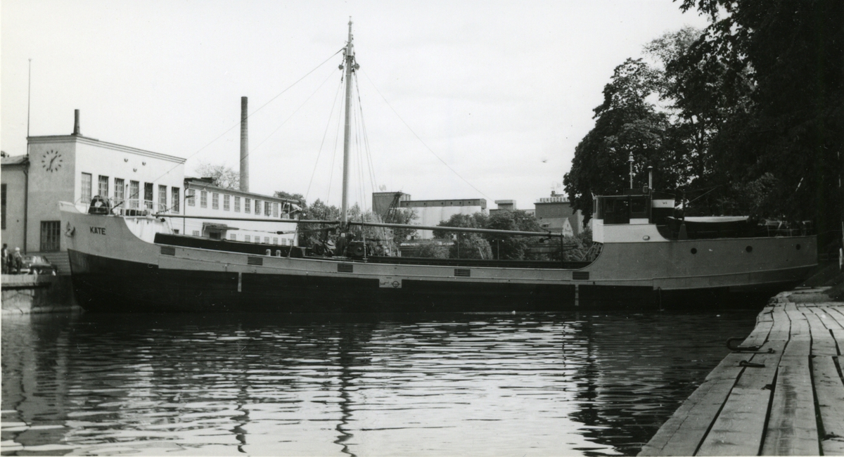 Ägare:/1952-60/: Willi Gerdau. Hemort: Hamburg.
