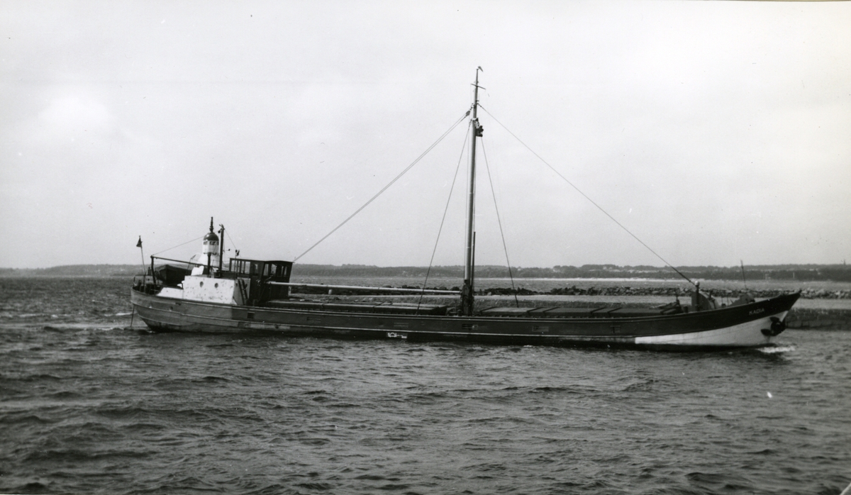 Ägare:/1965-81/: Hermann Eylmann. Hemort: Hamburg.