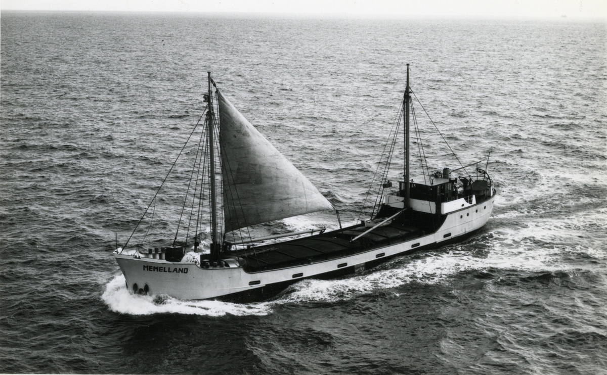 Ägare:/1939-62/: Erwin Schröder. Hemort: Hamburg.