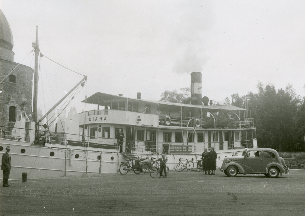 Ångfartyget DIANA av Göteborg.
Troligen 1950-talet.