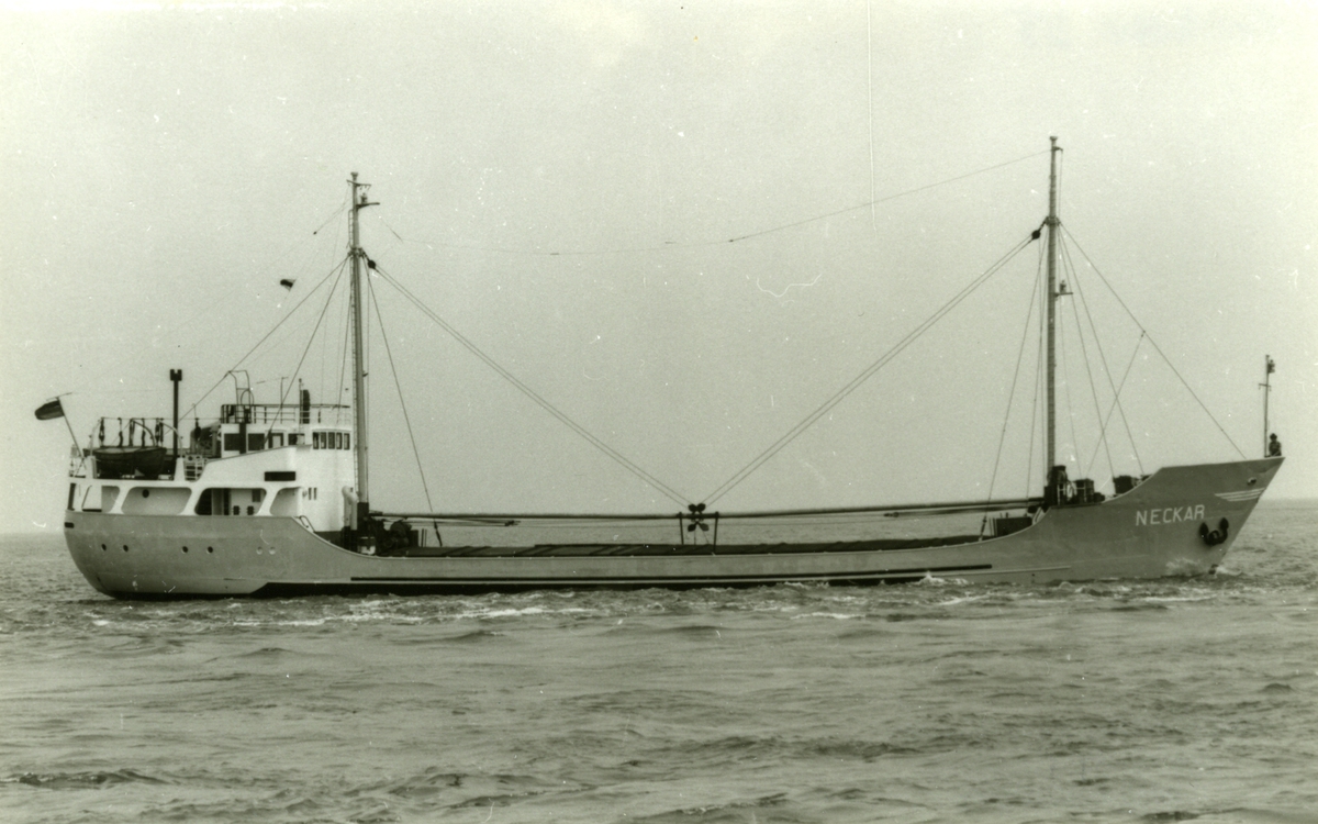 Ägare:/1955-71/: Bernhard Schepers. Hemort: Duisburg-Ruhrort.