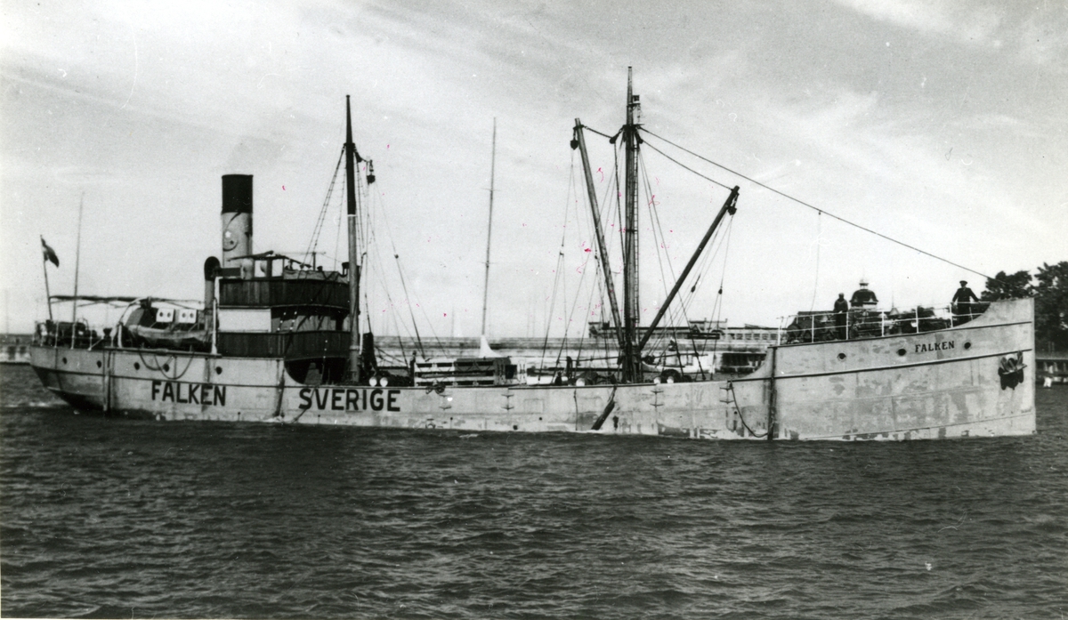 Ägare:/1928-48/: Hallands Ångbåts AB. Hemort: Göteborg.