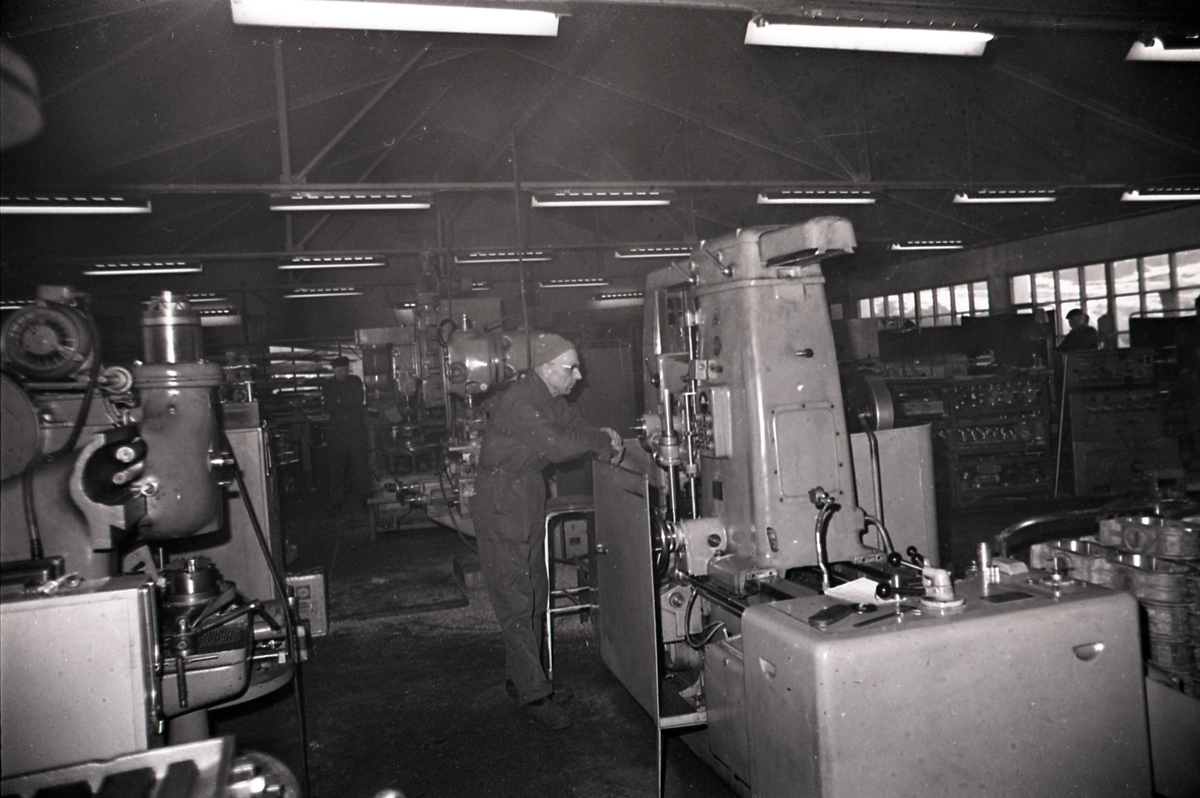 Tre generasjonen på Delta Pumpefabrikk. Bedriften fyller 90 år.