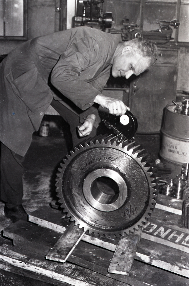 Tre generasjonen på Delta Pumpefabrikk. Bedriften fyller 90 år.