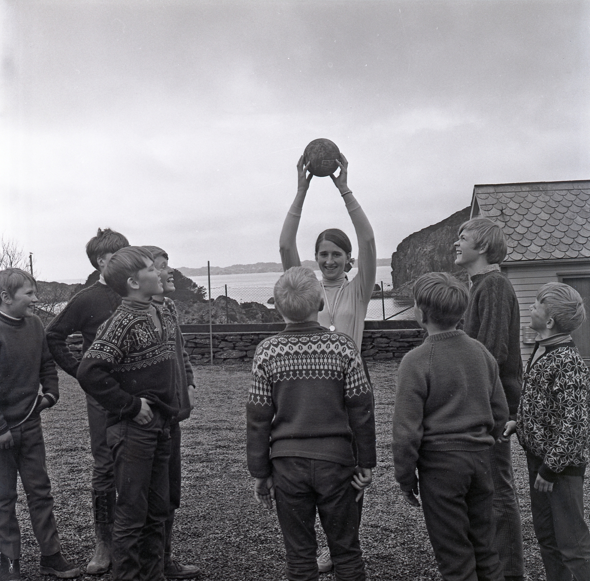 Bømlo - Lykling skule - Tre lærere - Kvinder