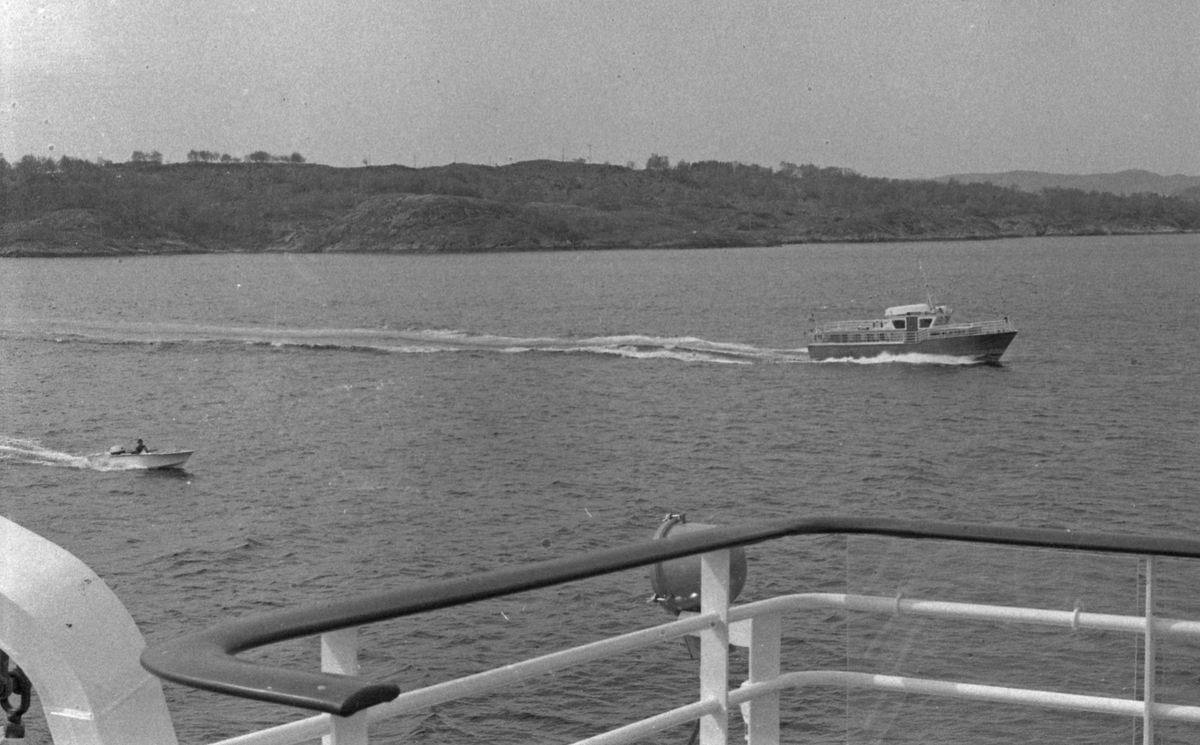 M/F "Finnøy" - Overleveringen - 8/5-1971