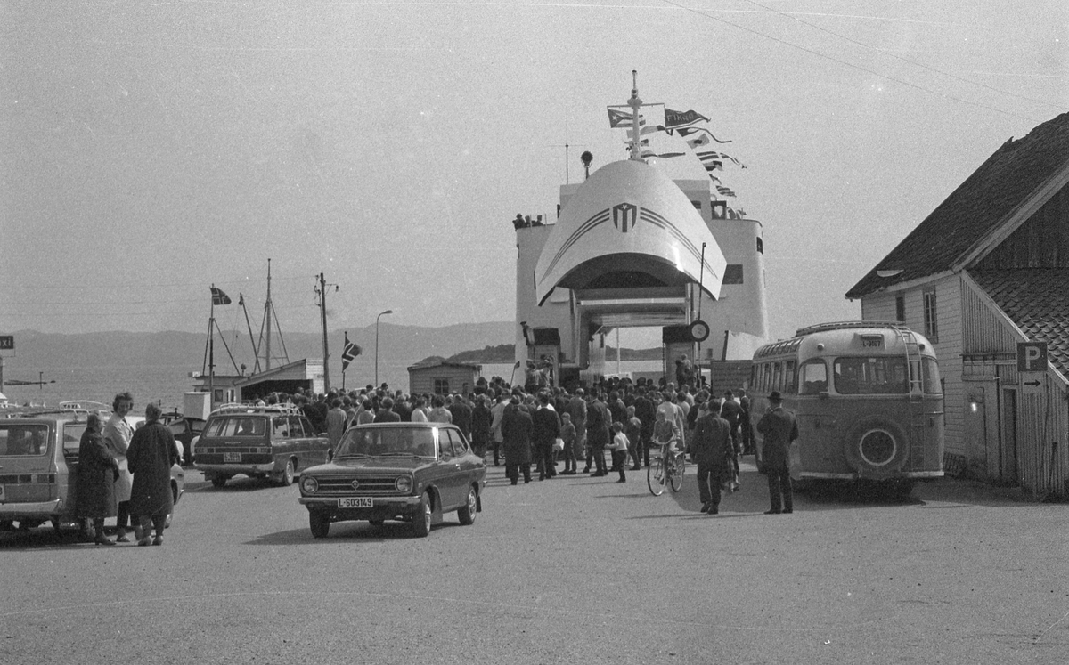 M/F "Finnøy" - Overleveringen - 8/5-1971