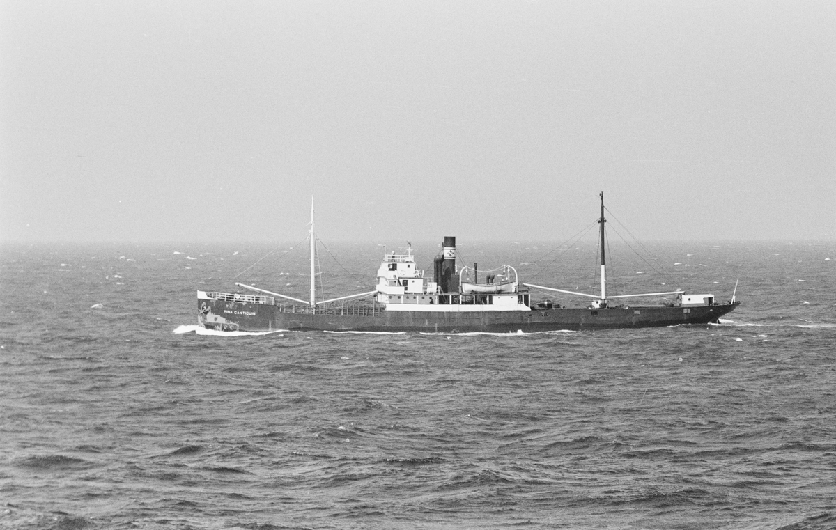 Ägare:/1952-72/: Naviera del Nalon S.A. Hemort: Gijon.