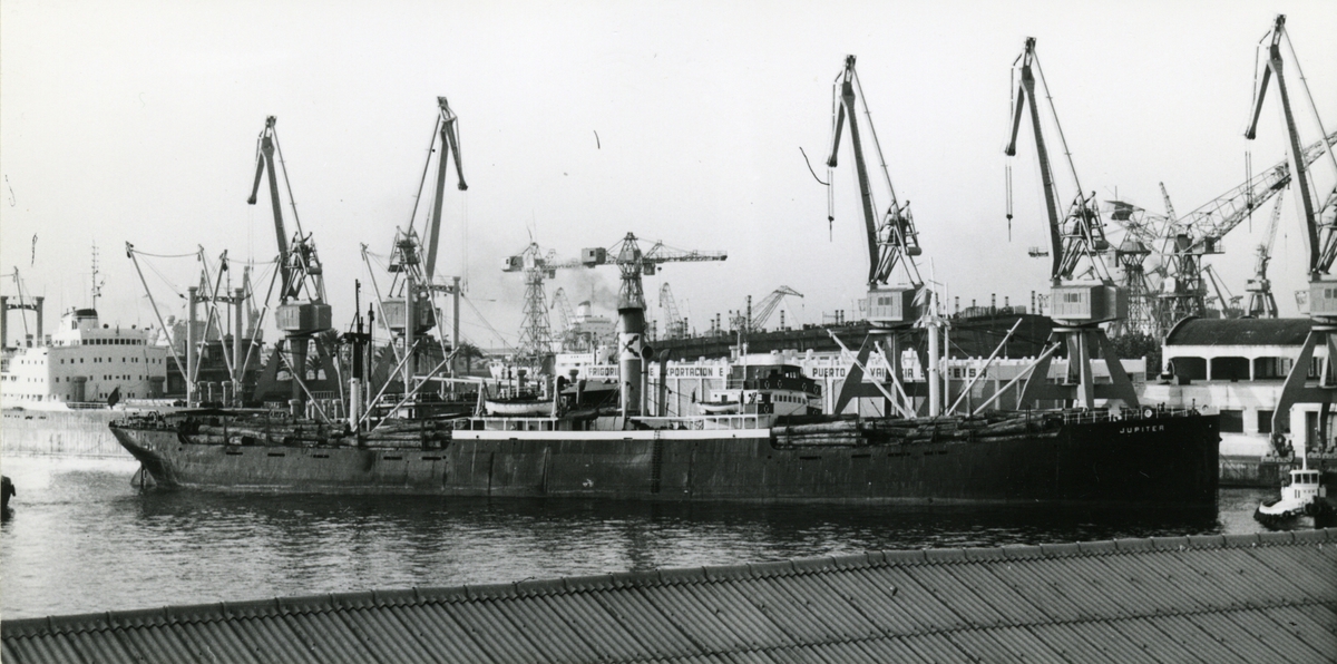 Ägare:/1947-70/: Naviera Bilbaina S.A. Hemort: Bilbao.