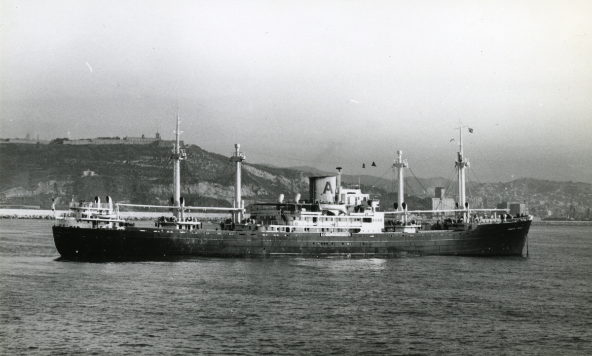 Ägare:/1948-71/: Naviera Aznar S.A. Hemort: Bilbao.