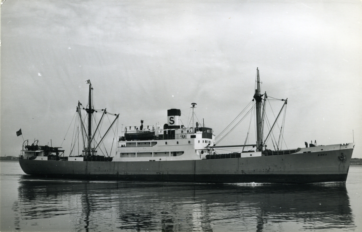 Ägare:/1944-67/: Stockholms Rederi AB Svea. Hemort: Stockholm.