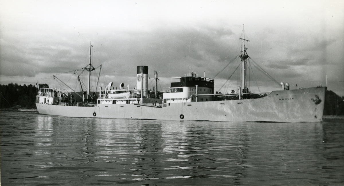 Ägare:/1941-60/: Rederi AB Svenska Lloyd. Hemort: Göteborg.