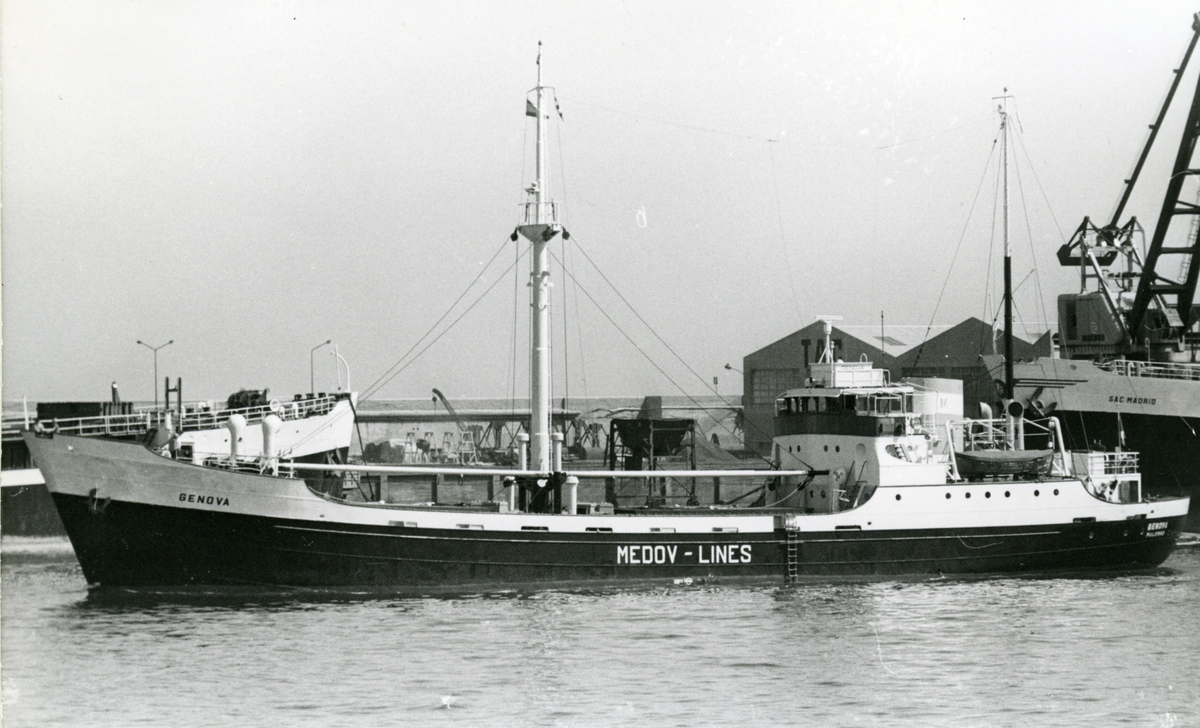 Ägare:/1967-72/: Sicula Navi Traghetto S.p.A. di Navigazione "SINTRA". Hemort: Palermo.