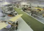 Interiör av Flygvapenmuseum, 1980-tal. Vykort.