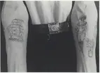 Tatueringsbilder.

Eldare Bror Gustavsson.
Höger arm: bild av skepp, utförd i Göteborg till ett pris av 3.- kr.
Vänster arm: Bild av flicka, utförd  av tatueraren Carl Gustafsson (