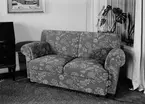 Blommig soffa, Uppsala 1944