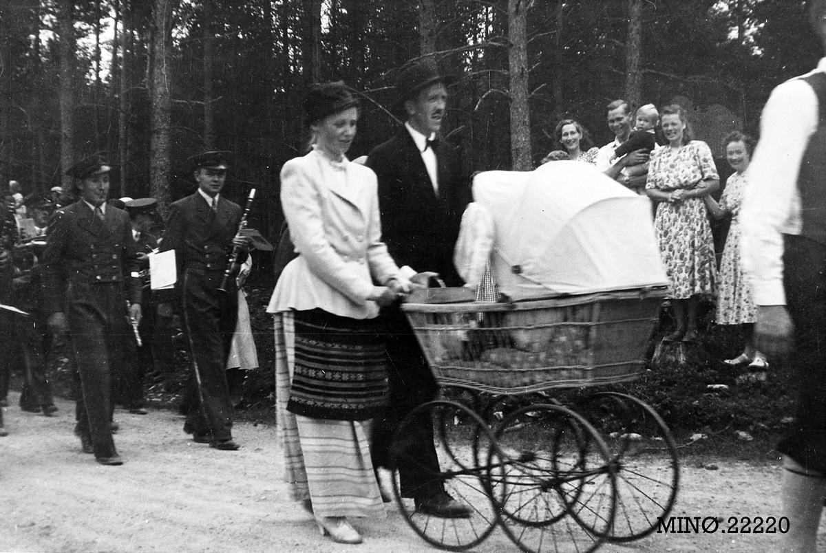 Opptog på Otnes.