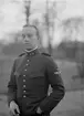 Porträtt av löjtnant J. Dubois, militär kommenderad till Flygvapnet från A 4, Norrlands artilleriregemente.