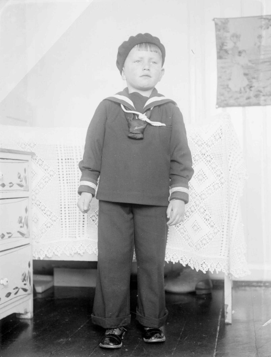 Gjøvikgutt. Slektning med Kristiansen`s.