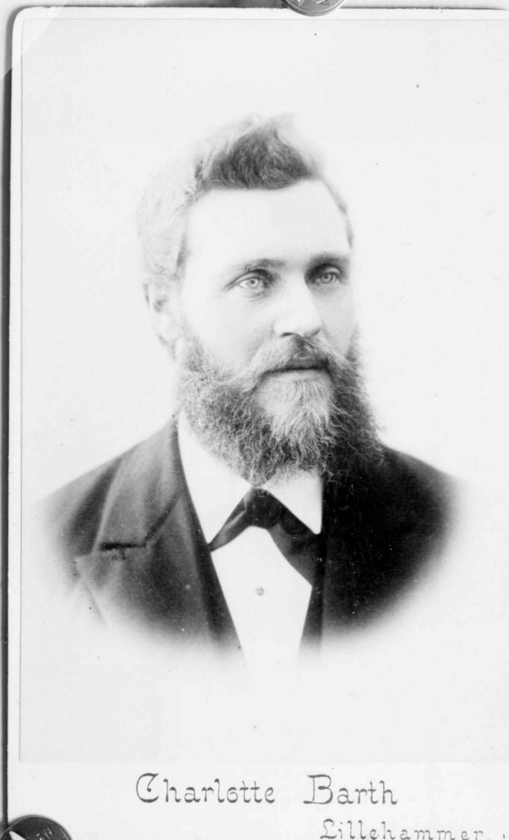Fru Jøssong`s foreldre, repro.