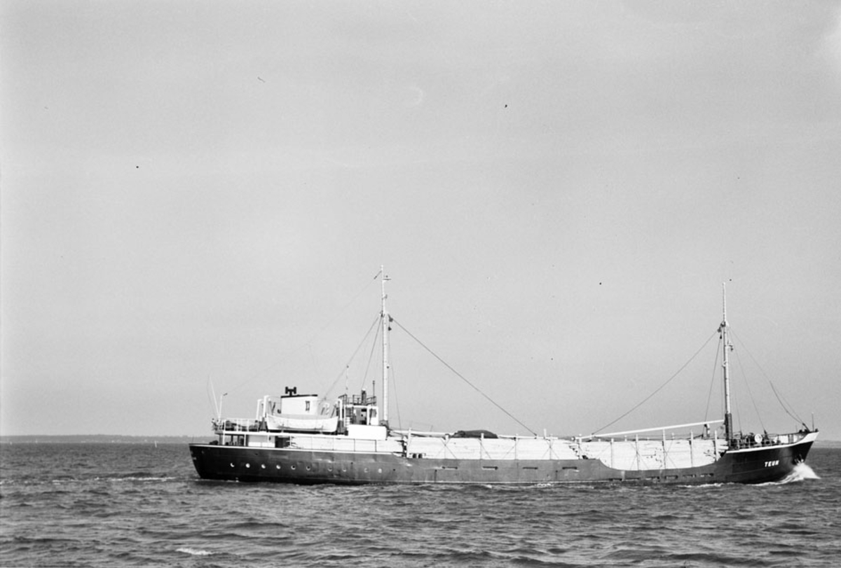 Ägare:/1952-66/: N.V. Scheepvaart Mij. Oud-Beijerland. Hemort: Rotterdam