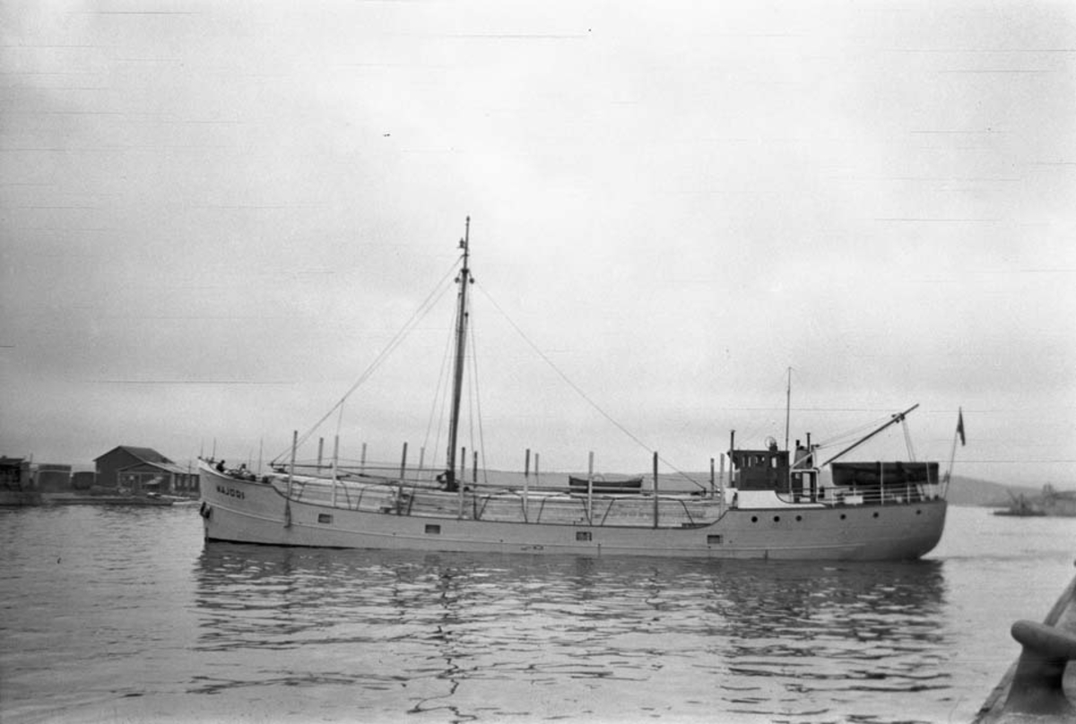 Ägare:/1935-54/: H. Smid. Hemort: Groningen.