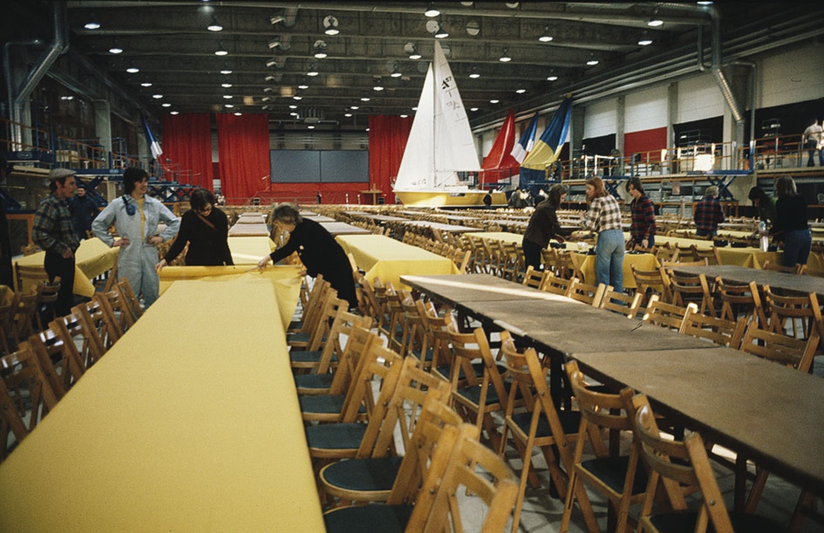 Förberedelser i Albin Marins anläggning i Gustavsvik, Kristinehamn, vid invigningen 23 januari 1976.