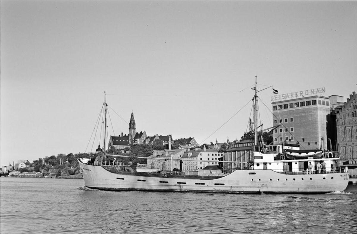 Ägare:/1952-66/: Wijnne & BarendsÂ´Cargadoors- & Agentuurkantoren N.V. Hemort: Delfzijl.