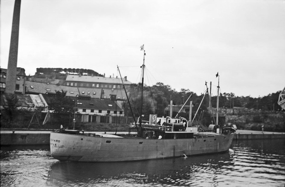 Ägare:/1939-59/: Rederi AB Staffan. Hemort: Gävle.