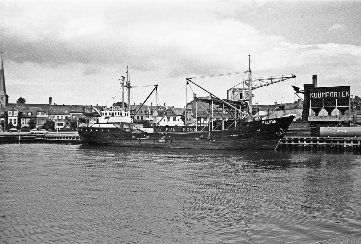 Ägare:/1977-79/: Almer Schultz. Hemort: Cuxhaven.