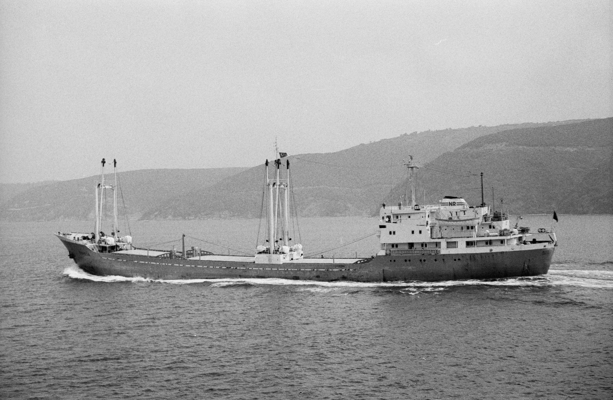 Ägare:/1977-83/: NAVROM, Navigation Roumaine Maritime & Fluviale. Hemort: Constanta.