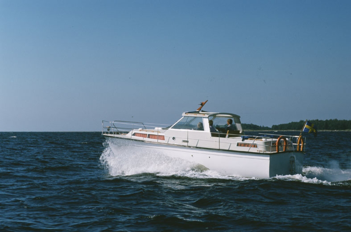 Albin 30
