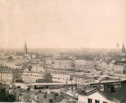 Panorama i två delar. Vänstra [borde vara östra delen! eller