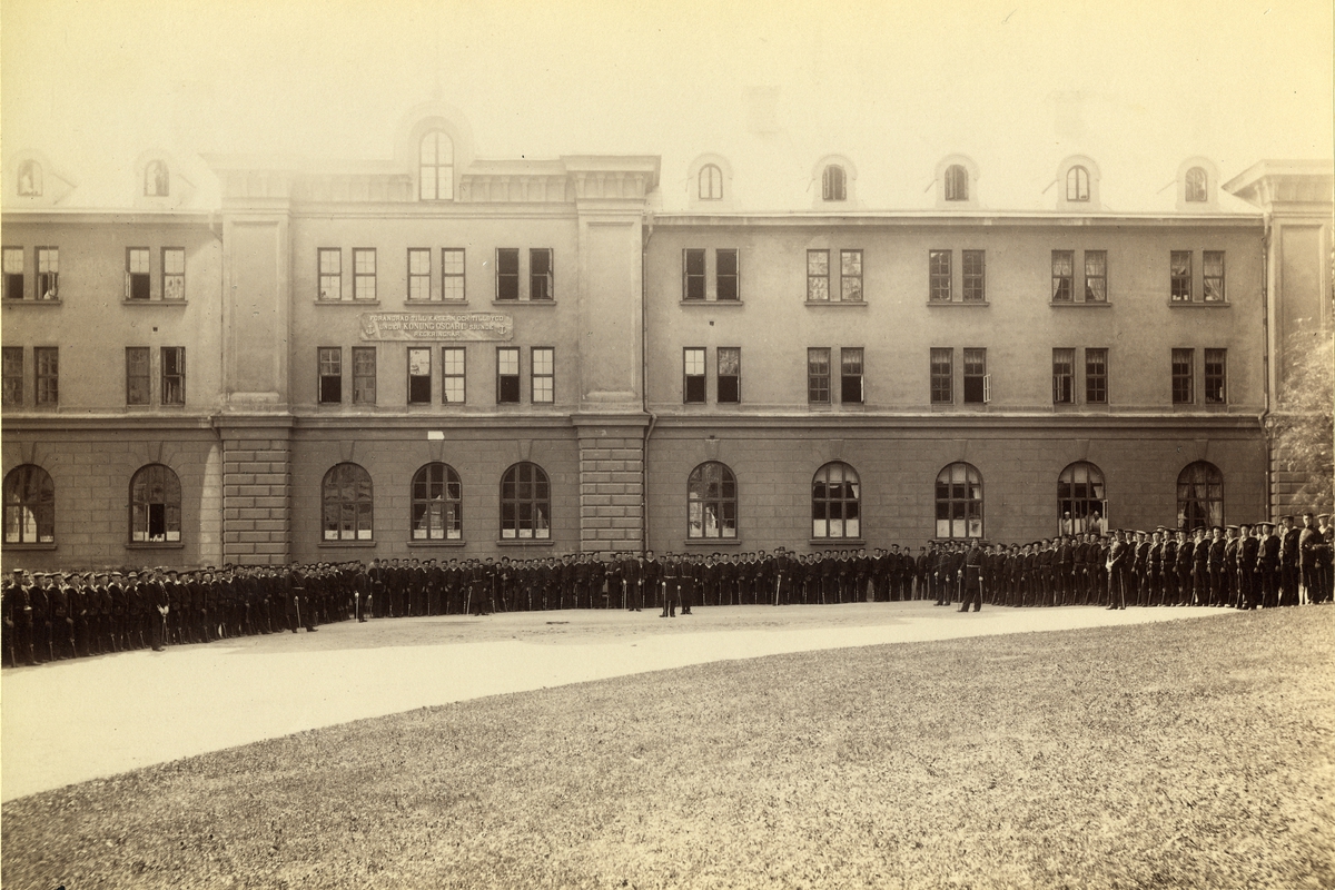 Skeppsholmen, kasern III.
Värnpliktigt sjöfolk under armébefäl t.o.m. 1891.