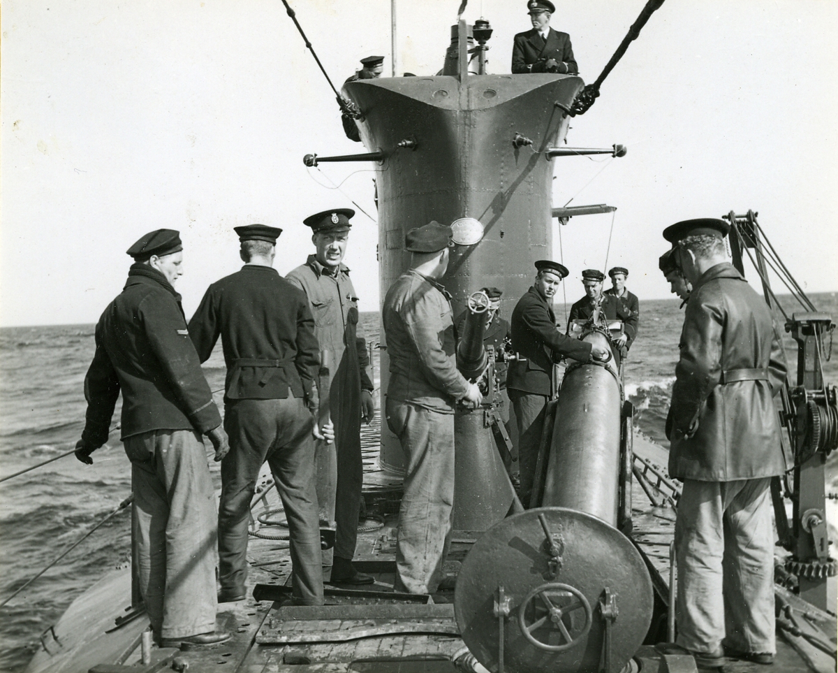 Torpedarbete ombord.