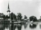 Mariefreds hamn pingsten 1921. Till ankars jakten Siruis, vid kaj m/s Daisy