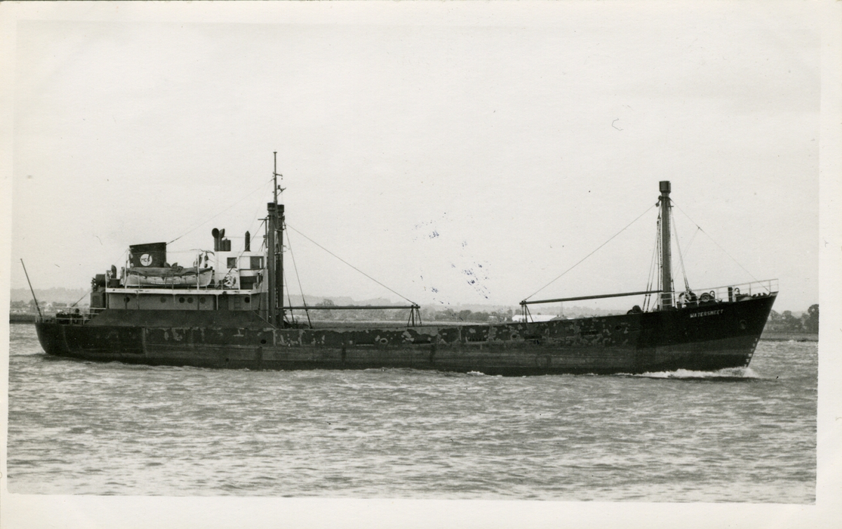 W. H. Brown (Marin Photographer
150, Brownspring Drive, New Eliham, London - S.E.9
26-8-50