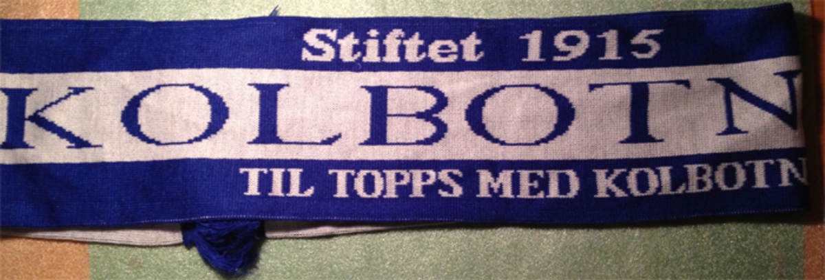 Frankfurt kvinnelags supporterskjerf. Trolig brukt i møte med Kolbotn 19.10.2006. Se NFF 00921